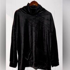 Black Velvet Hooded Pullover Top
